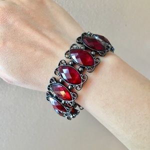 New elegant and stylish red faux gemstone bracelet